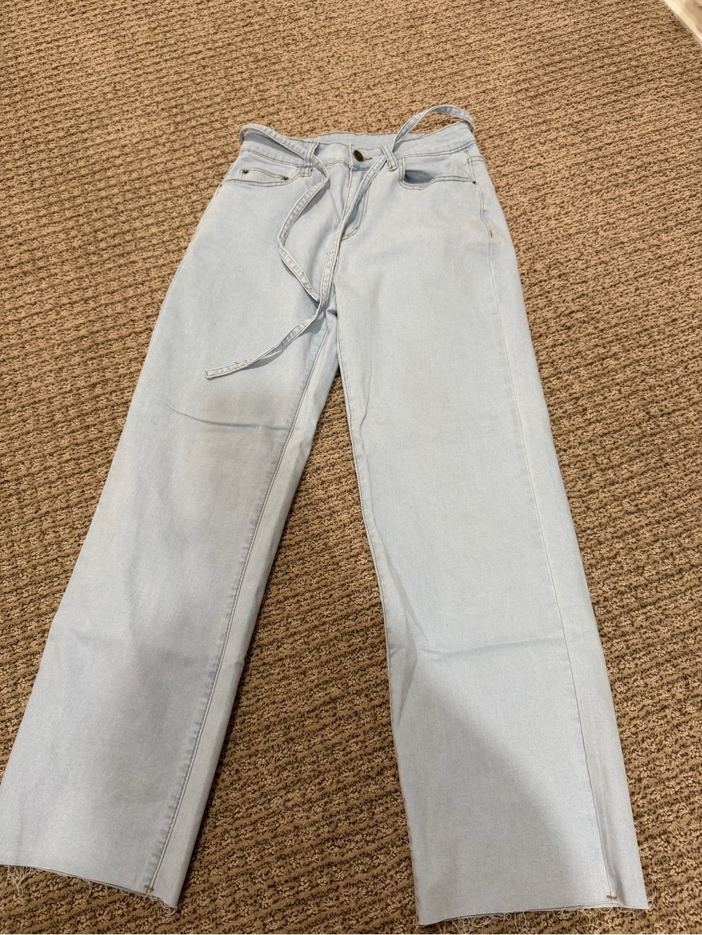 Stretchy Jeans with Tie